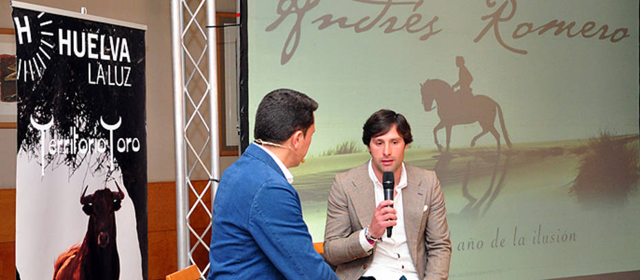 Acto de presentación de la temporada de Andrés Romero. XOSÉ ANDRÉS