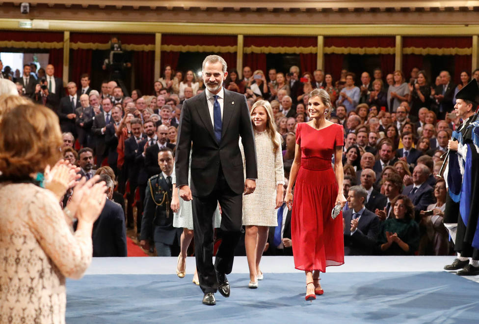 El motivo por el que Letizia ha elegido un vestido rojo para los Premios Princesa de Asturias