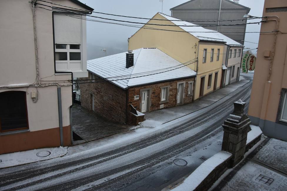 Casi un centenar de alumnos de nuevo colegios de Lugo se han quedado sin clase por la nevada