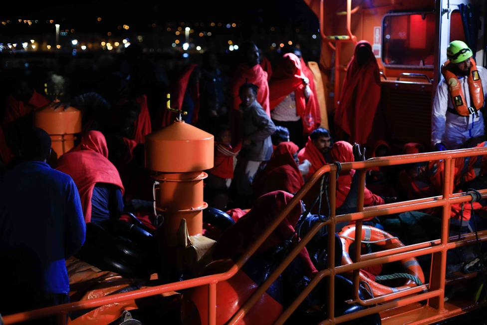 Detectan dos positivos de COVID-19 entre los 14 migrantes detenidos este sábado en Formentera
