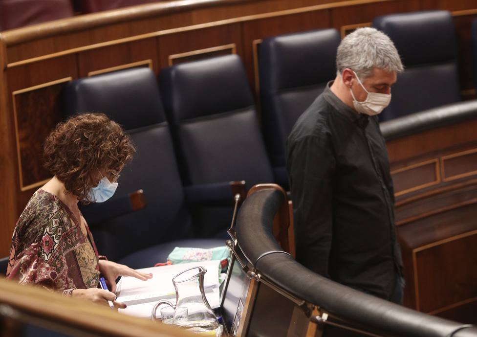 El PSOE, dividido tras incorporar a Bildu y ERC en sus pactos por los Presupuestos