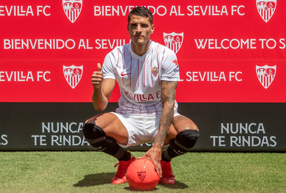 Presentación oficial de Erik Lamela como nuevo jugador del Sevilla FC