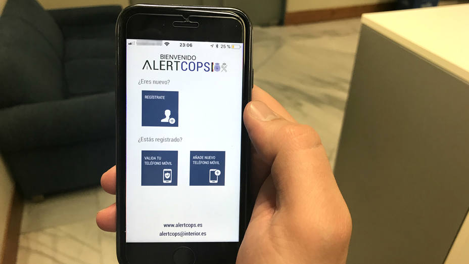 AlertCops, el servicio de alertas de la Policía que ayuda a avisar en caso de sufrir una agresión