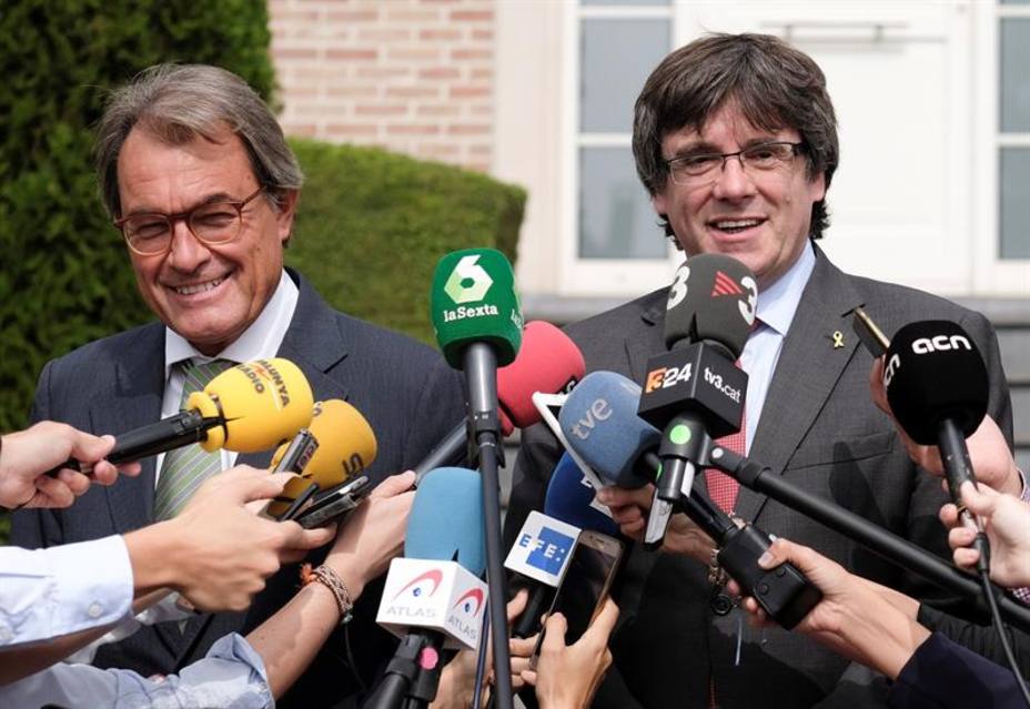 Puigdemont abre un crowdfunding para recaudar 545.000 euros para sus gastos