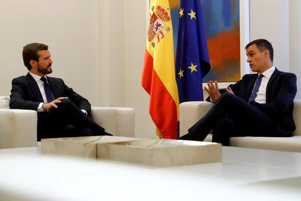Sánchez se reúne con Casado para analizar situación en Cataluña tras sentencia del procés