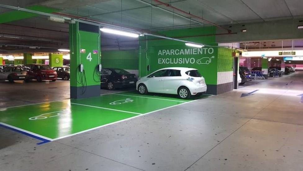 Murcia contará con diez nuevos puntos de recarga gratuitos para coches eléctricos