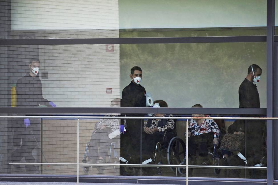 Cuatro fallecidos y 27 contagiados en residencia ancianos de Arahal (Sevilla)