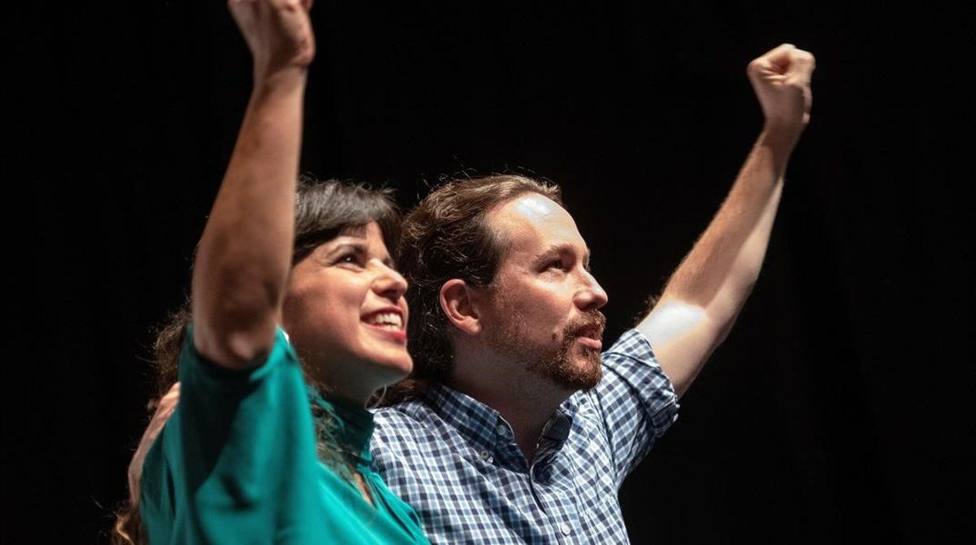 Pablo Iglesias y Teresa Rodríguez: Así ha cambiado su relación desde sus inicios hasta su marcha del gobierno