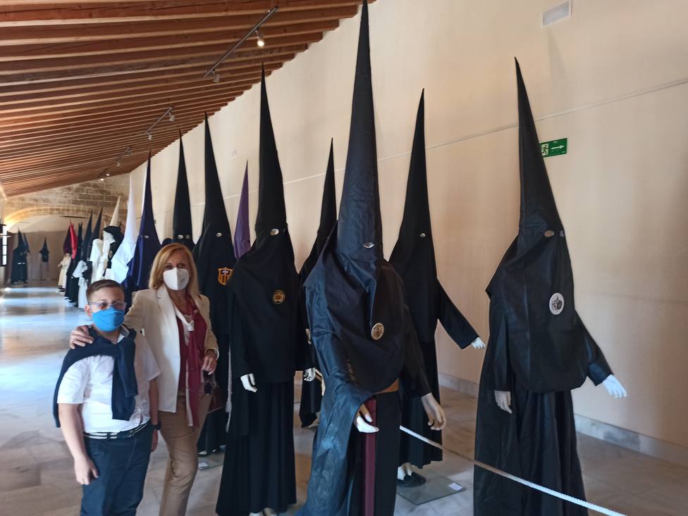Exposición Cofradias, la huella del tiempo en Jerez