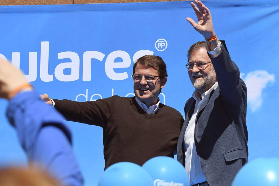 Mañueco reivindica el papel de Mariano Rajoy y asevera que salvó a España de la quiebra económica