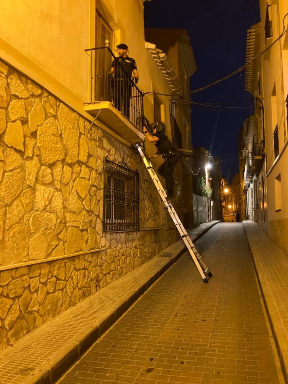 La Policía Local de Lorca evita un segundo intento de ocupación ilegal en una vivienda
