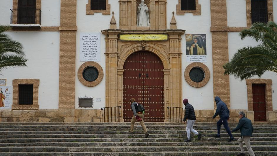 Los vecinos de Ronda, preocupados por el cierre del convento, su principal activo económico