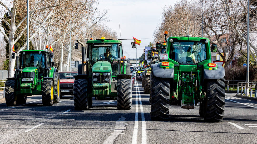 Estas son las carreteras de CLM que pueden afectarte por la tractorada que va hacia Madrid