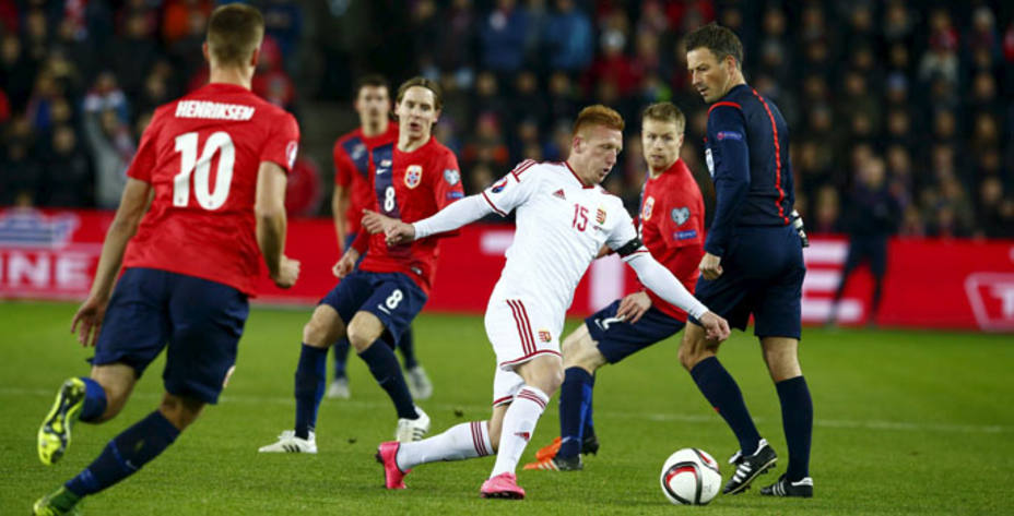 Hungría golpea primero en la ida de la repesca para Eurocopa 2016. REUTERS
