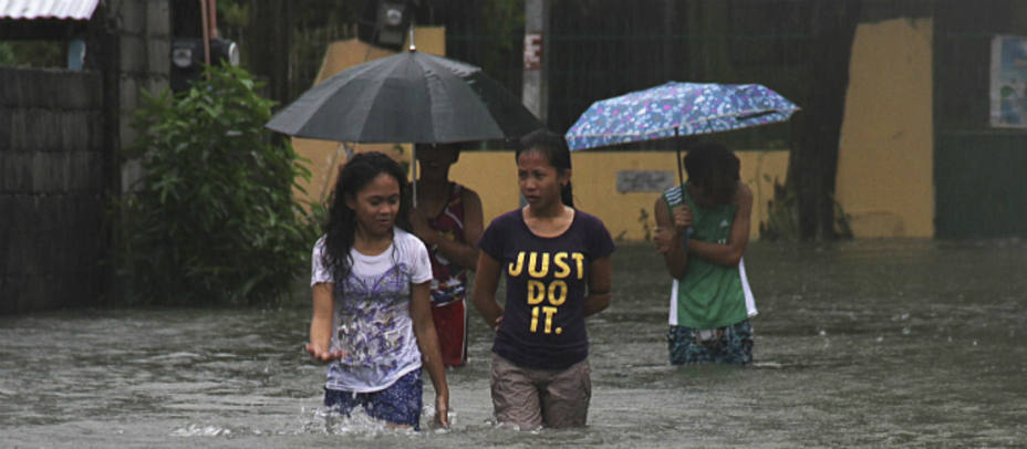 El tifón Goni pasa por Filipinas. Reuters