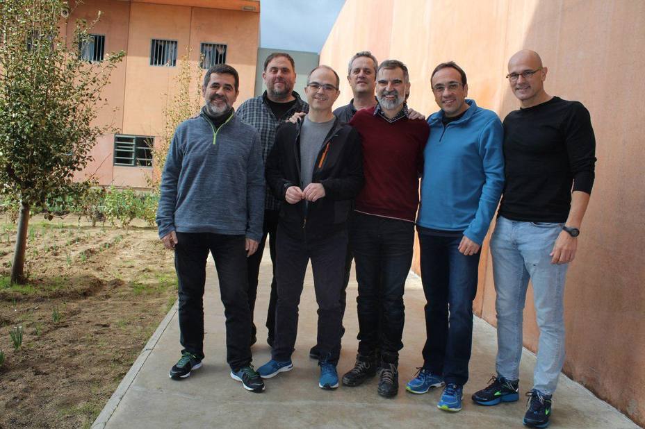Expresidentes de Generalitat y Parlament piden liberar a los presos durante el juicio al 1-O