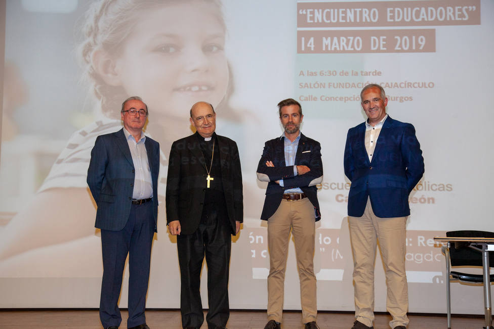El arzobispo de Burgos, Fidel Herráez, en la celebración del día de la Escuela Católica Concertada