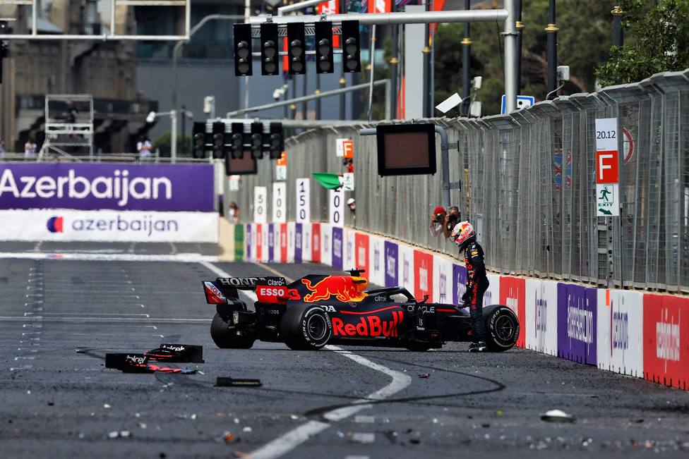 Accidente de Verstappen en Bakú
