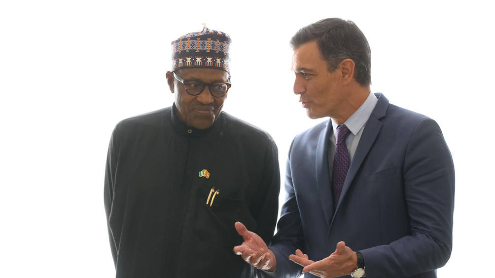 España prevé reforzar el suministro de gas y petróleo de Nigeria