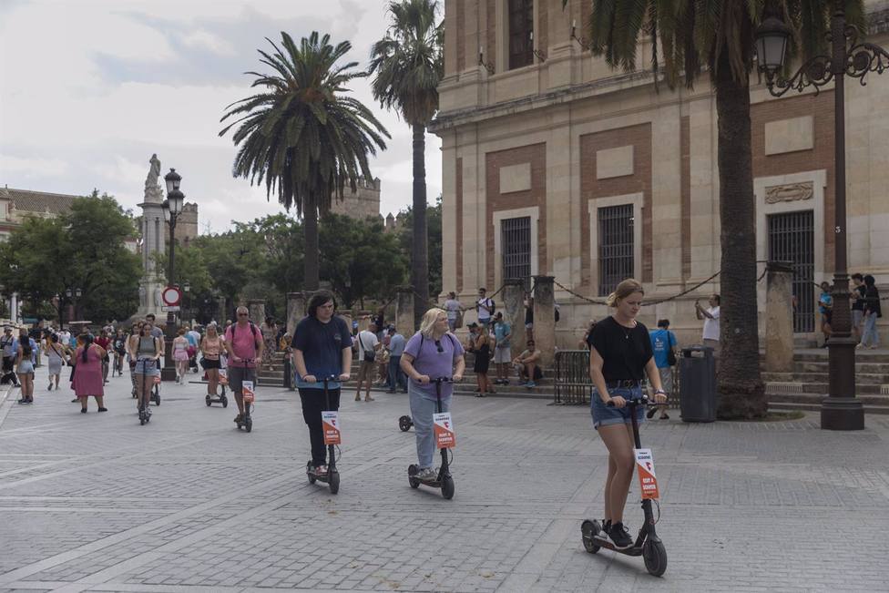 Aviso a los usuarios de patinetes: el Ayuntamiento de Sevilla se pone serio