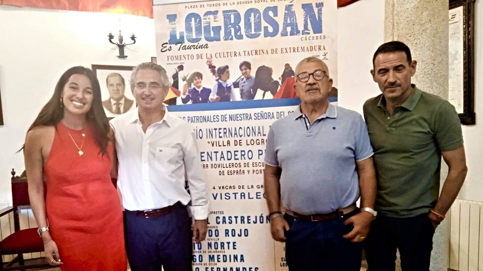 Acto de presentación del I Desafío Internacional de Novilleros de Logrosán (Cáceres)