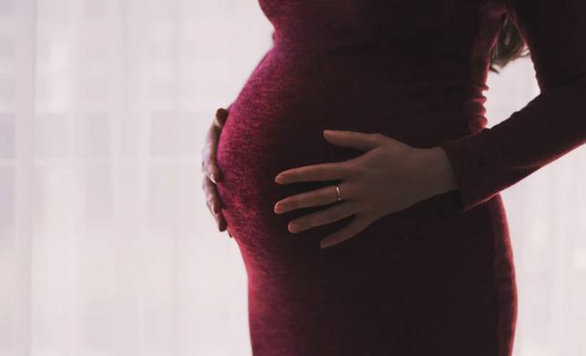 La presidenta de Redmadre: «España no ayuda a las embarazadas, pese que  mueren más personas que nacen»