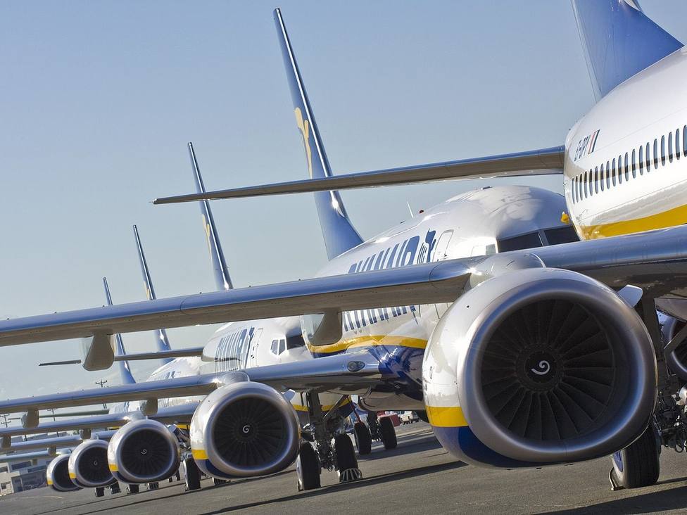 Ryanair plantea cerrar sus bases de Las Palmas, Tenerife Sur y Girona y sus TCP en España anuncian paros