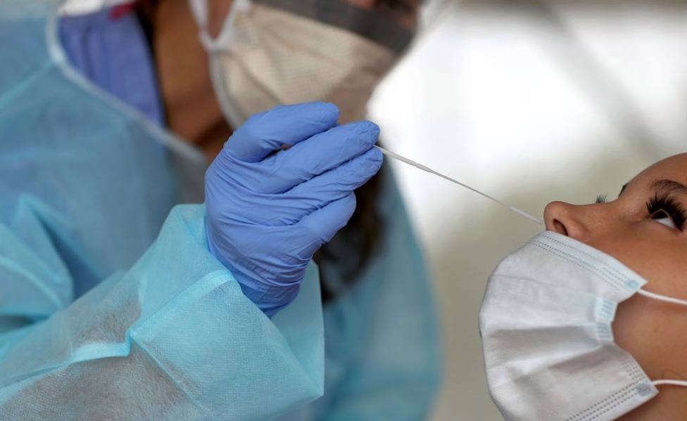 Canarias roza las 600.000 PCR realizadas desde el inicio de la pandemia