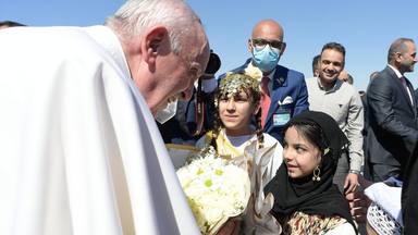 Bienvenida al Papa Francisco en Ur