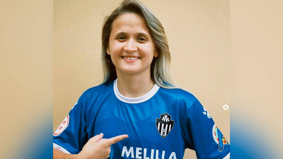Amandinha, con la camiseta del MSC Torreblanca