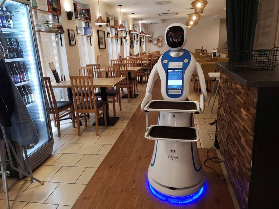 Los robots camareros: ¿cómo trabajan estos nuevos ayudantes de la hostelería?