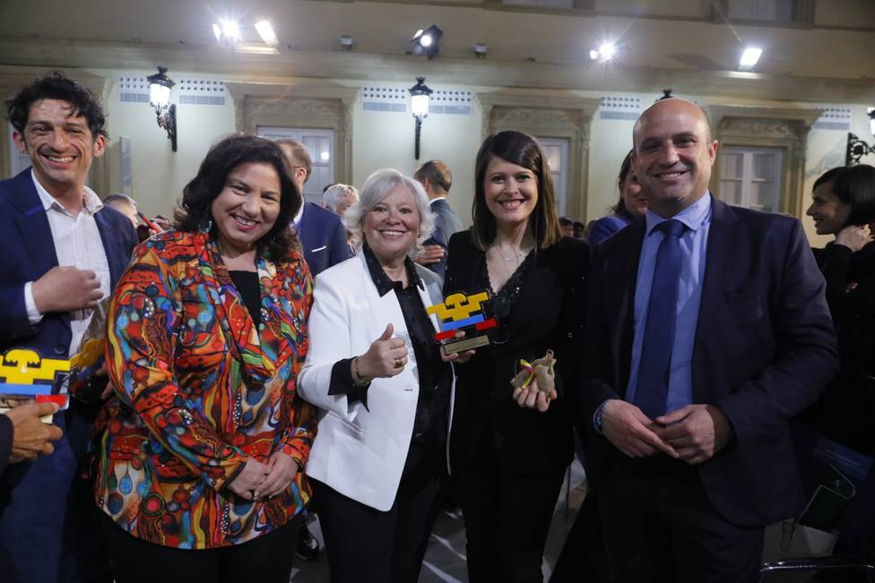 La Asociación ‘Almería para todos’ entrega sus premios en el Patio de Luces de Diputación