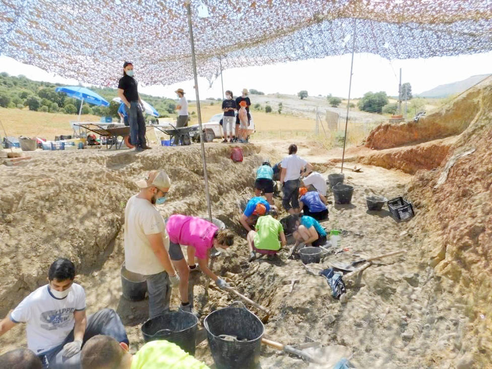 XX Campaña de excavaciones de dinosaurios en la Sierra de la Demanda (Burgos)