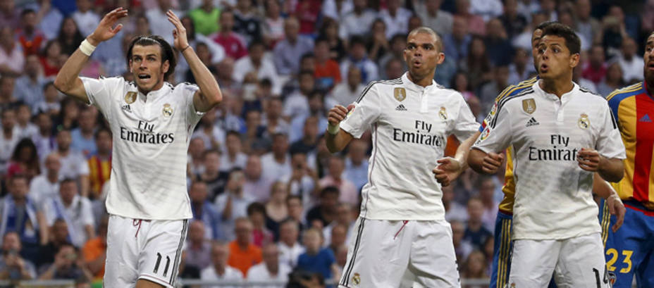 Bale se lamenta de una ocasión en el partido ante el Valencia (Reuters)
