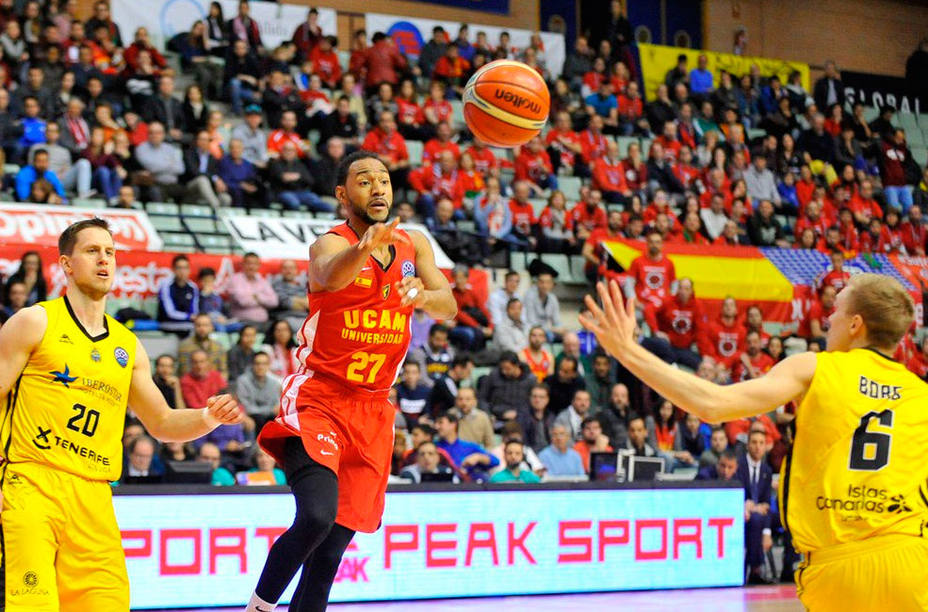 Iberostar Tenerife - UCAM Murcia, ida de los 1/8 de final de la FIBA Champions League
