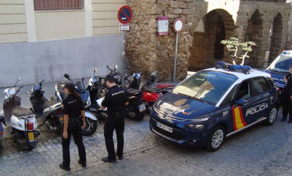 Dos detenidos tras atropellar a tres personas en Casetas (Zaragoza) y huir