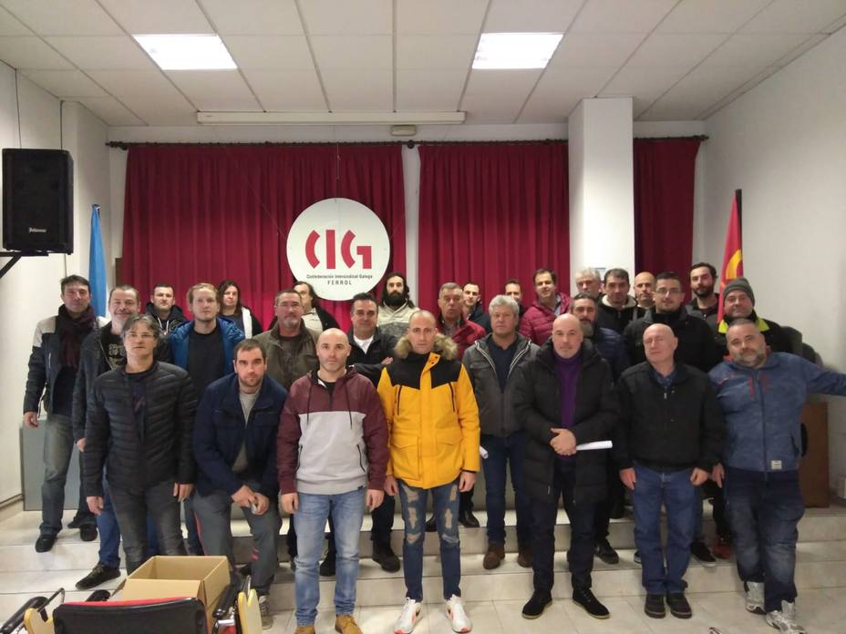 Participantes en la asamblea del sector naval de la CIG en Ferrol