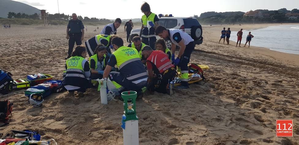 Muere ahogada una mujer holandesa en la playa Joyel de Noja