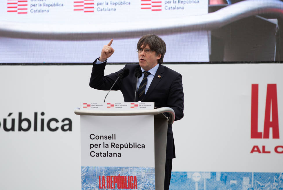 Carles Puigdemont acusa al Estado de optar por la confrontación y no la negociación