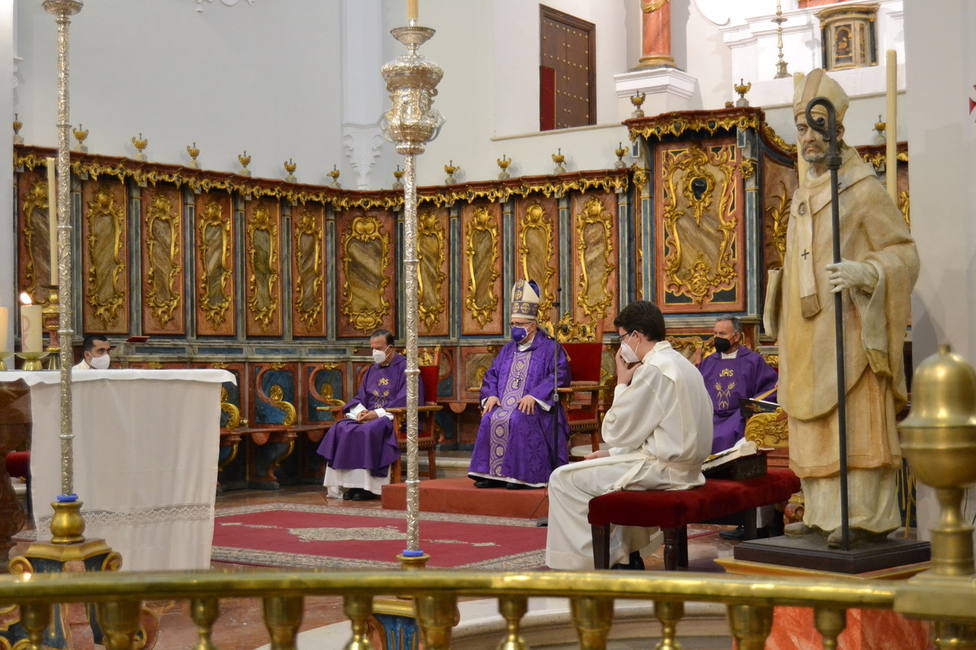 El Obispo invita a recuperar la conciencia de pecado en la celebración del Miércoles de Ceniza