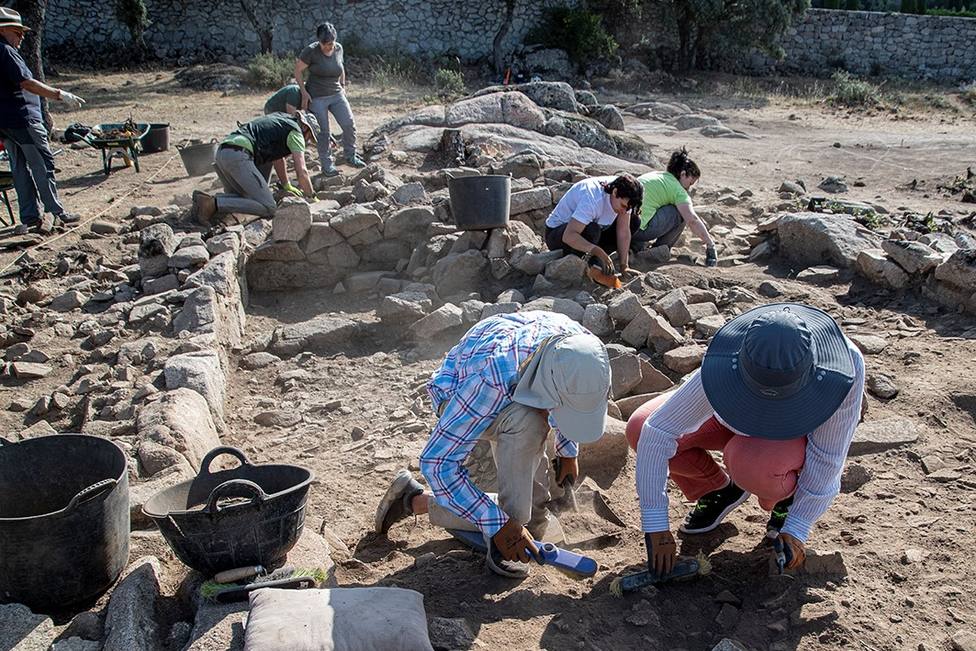 Jornada de Puertas Abiertas en el yacimiento arqueológico La Cabilda de Hoyo de Manzanares