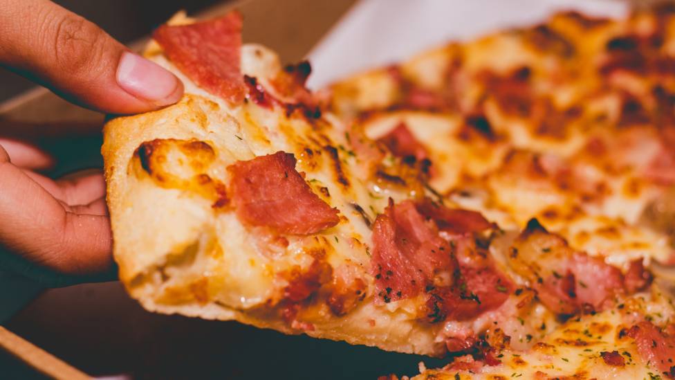 El pizzero más famoso de Youtube revela el truco para preparar pizza para niños: este ingrediente es clave