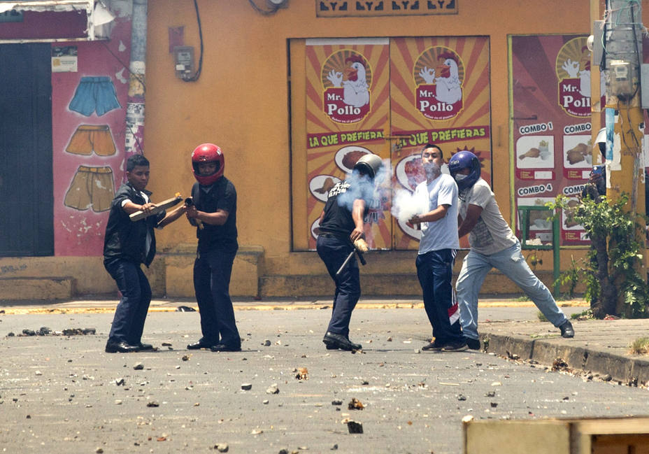 Violencia en protestas contra Ortega en Nicaragua deja escenarios de guerra