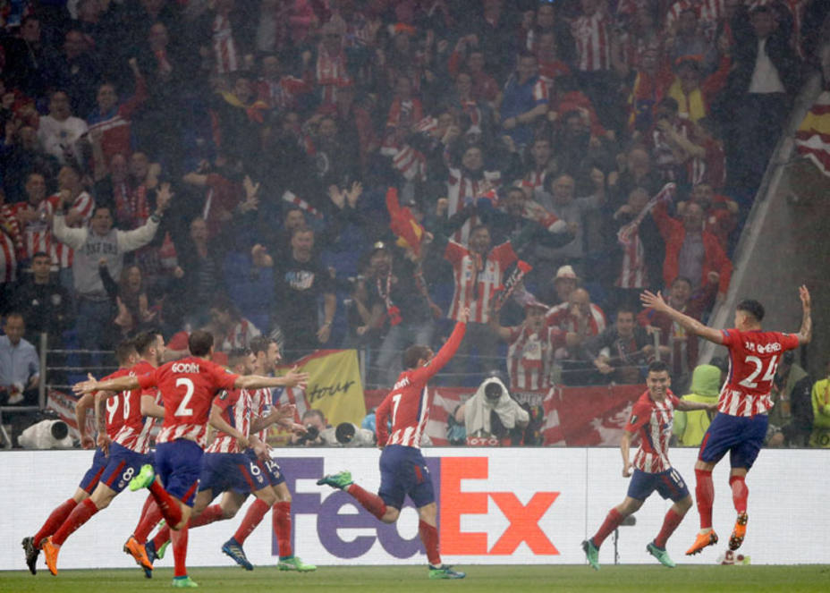 El Atlético de Madrid celebra el 0-2 (EFE)