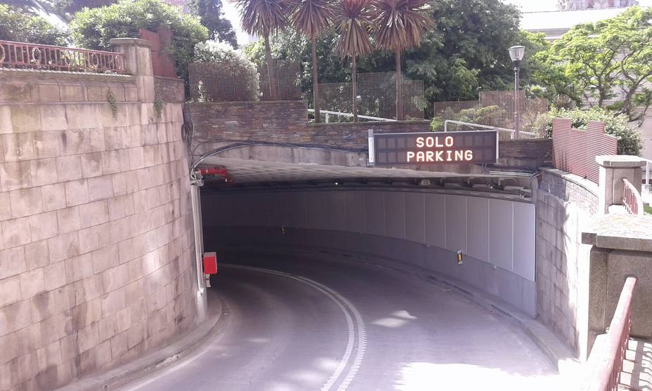 Entrada al túnel de Marina- Parrote