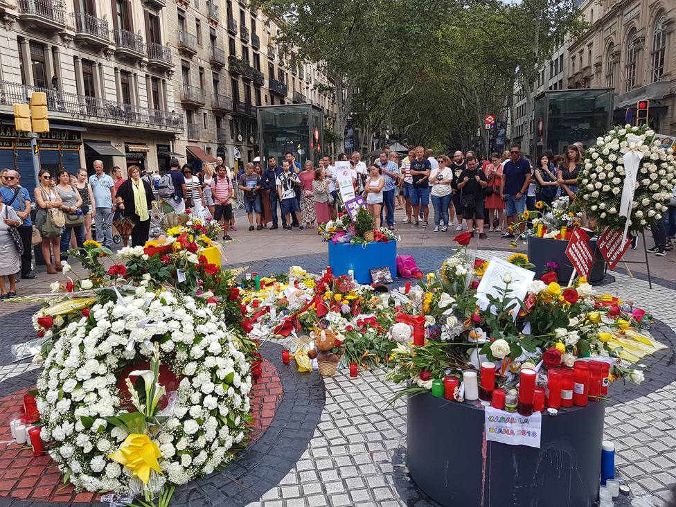 Interior espera cerrar en un centenar la cifra oficial de víctimas de los atentados en Cataluña de agosto de 2017