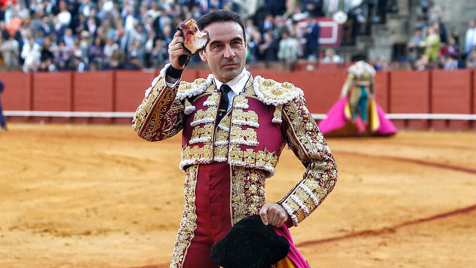 Enrique Ponce en una de sus últimas actuaciones en la Real Maestranza de Sevilla