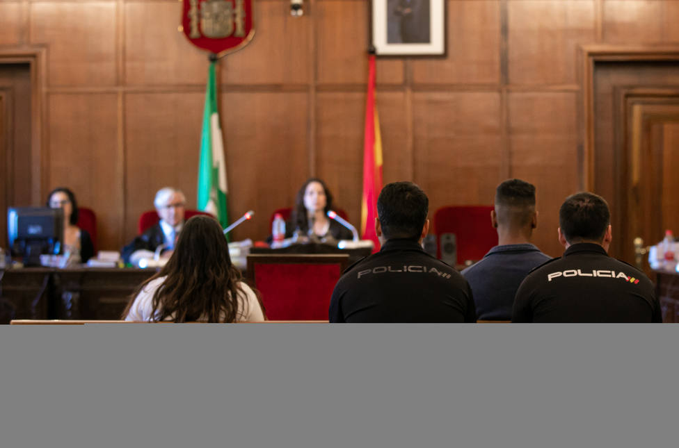 Fiscalía reconoce la marginalidad de los padres del bebé muerto en Sevilla pero nada justifica los hechos