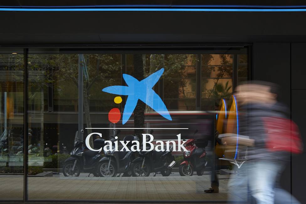 CaixaBank reduce el dividendo de 2019 y 2020 y desconvoca la junta de accionistas
