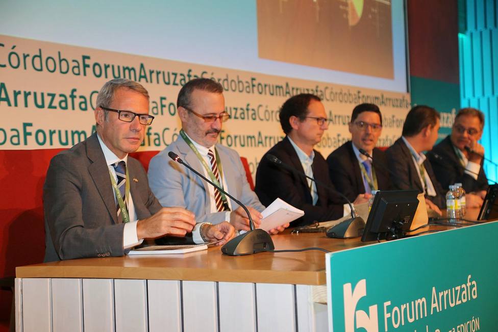 Forum Arruzafa arranca su primera jornada dedicada al glaucoma con medio casi millar de inscritos